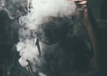 İnsanoğlunun Doyumsuzluğu ve Çelişkileri Üzerine / Ceyda