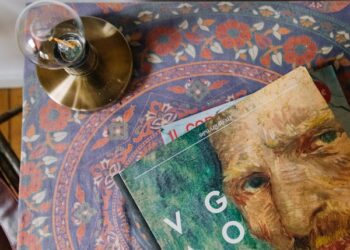 Özgürlüğüne / Hakan Ciğer