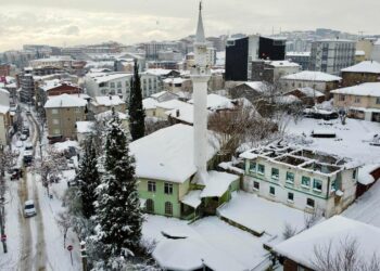 Meydan / Namık Budak