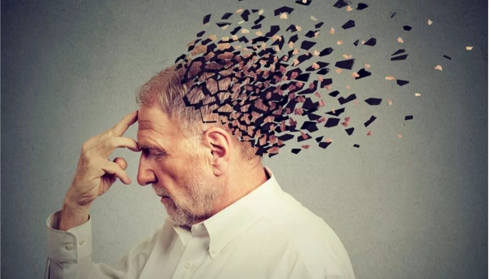 Çipil Mavi Gözlü Amcam / Mustafa Ünver