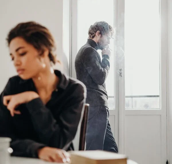 Ayrılık Gözlerde Başlar / Erkan Eren