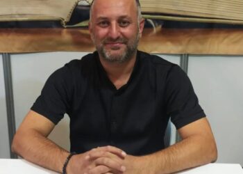 Ödüllü Yazar Betül Fırat’ın Şair Serhat Ertuğrul ile Söyleşisi / Betül Fırat