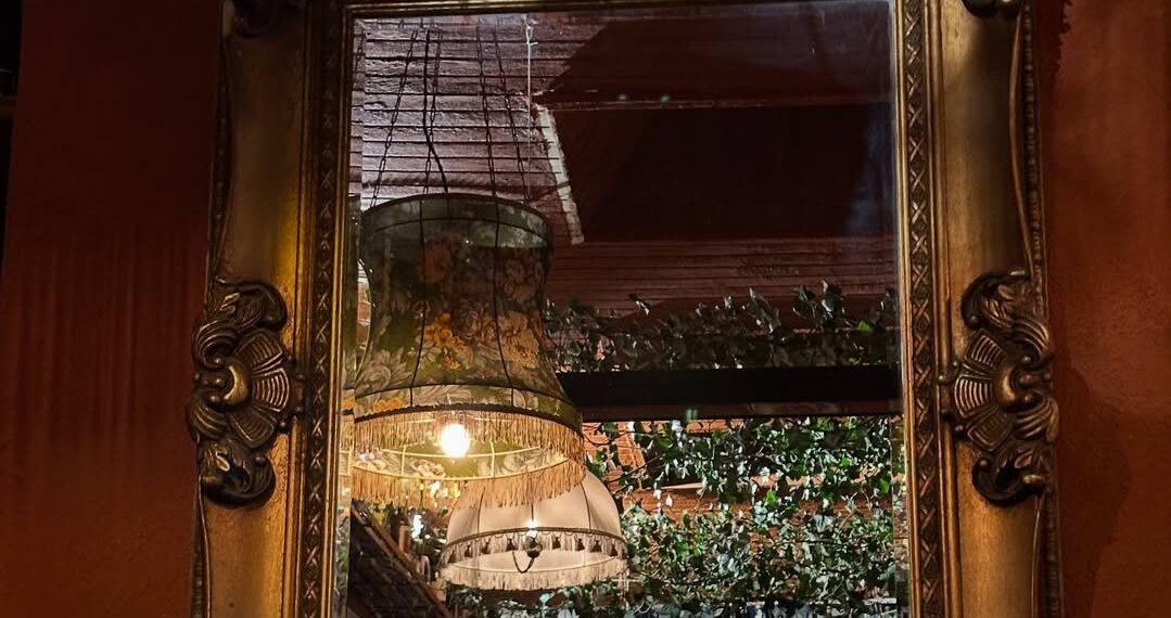 Domus Solis / Adem Tok