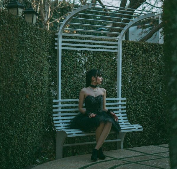 Komşu / Sinem Yiğit