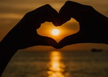 Gönlün Sönmez Güneşi / Gökhan Çağlayan