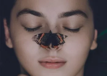 İyi Bak Zatına / Galip Uçar