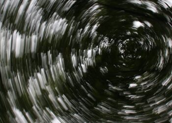 Zorunlu Ders Uyum Sağlamak / Mehmet Deniz Yılmaz