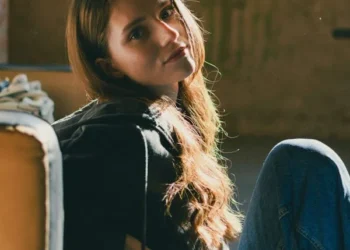 Herkes Unutulur Zamanla / Ez-Davudi