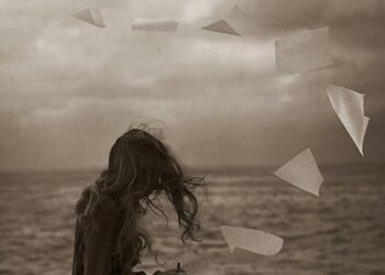 Seni Hatırladıkça Kendimi Unutuyorum / İrem Demirci