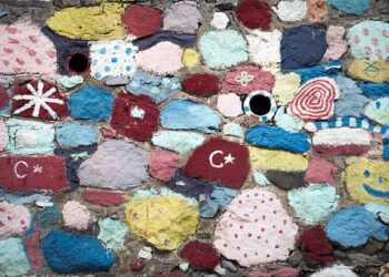 Sanatın Siyaseti, Siyasetin Sanatı / Hasan Ali Çölük