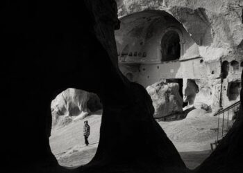 Gendüme Karışığım / Ulviye Kara Akcoş