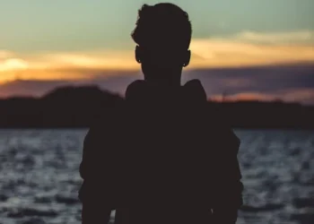 Sevmeyi Unuttum / İsmail Aykut