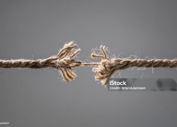 Güçsüz / Yiğit Mete Han