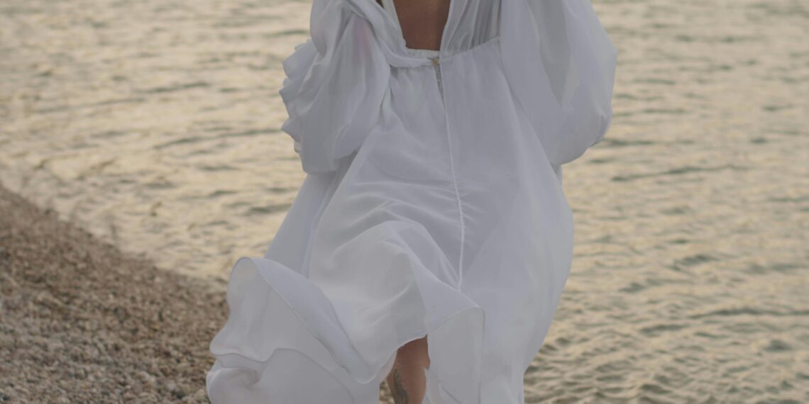 Takılma / Ulviye  Kara  Akcoş