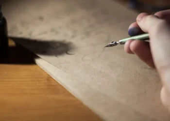 Sessizliğe Yazılmış Mektup / Serhan Pakdemir