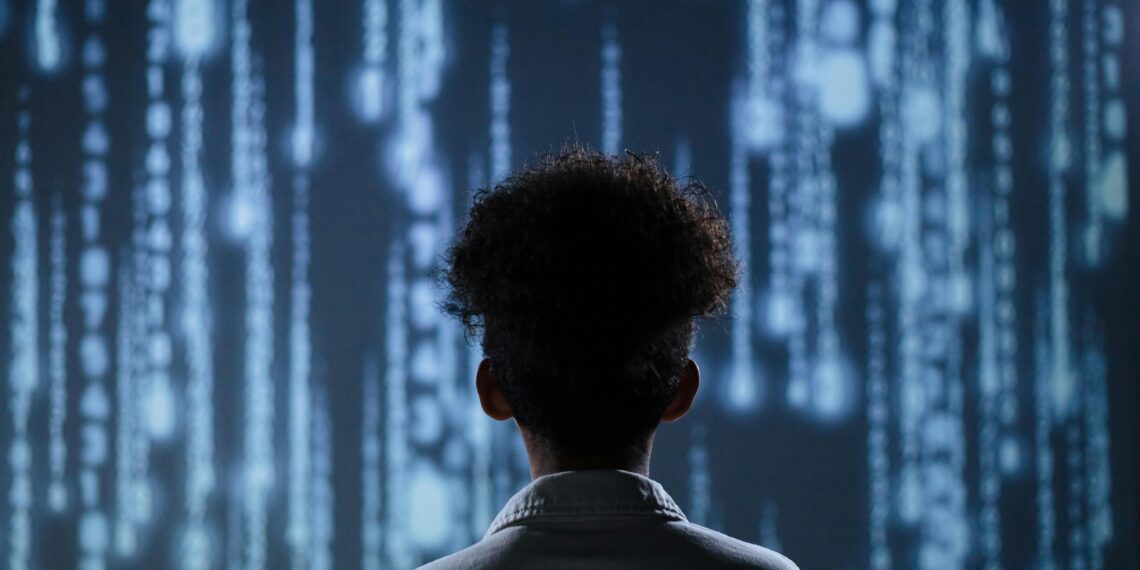 Hayata  Uyum  / Ulviye  Kara Akcoş