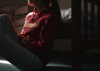 Üç Ömür ve Daha Geniş Kalpler / Batuhan Kolburan