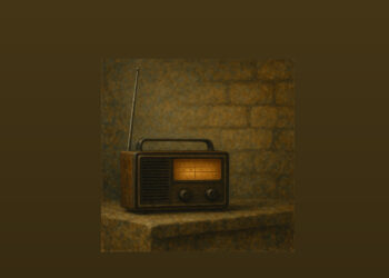 Antenli  Radyo / Ezel Altunışık