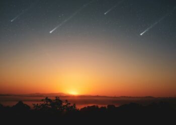 Kendin Olmadan Önce / Nur Lavinia