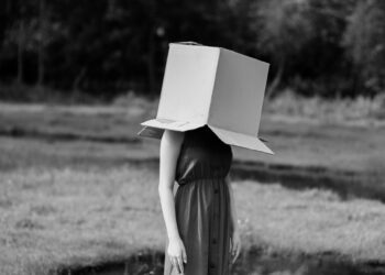 İkilem / Nur Lavinia