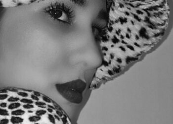 Tanıdık / Sophia Jamali Soufi