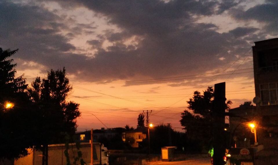 Gökyüzüne Mesaj Yazabilseydim