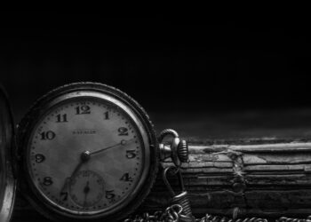 Zaman / Ayfer Kayaaltı