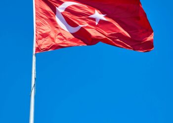 Sözüm Var / Ayşe Balkır