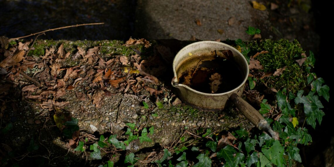 BOŞ TENCERE(Filistinli Çocuklara) / Eyüp Toru