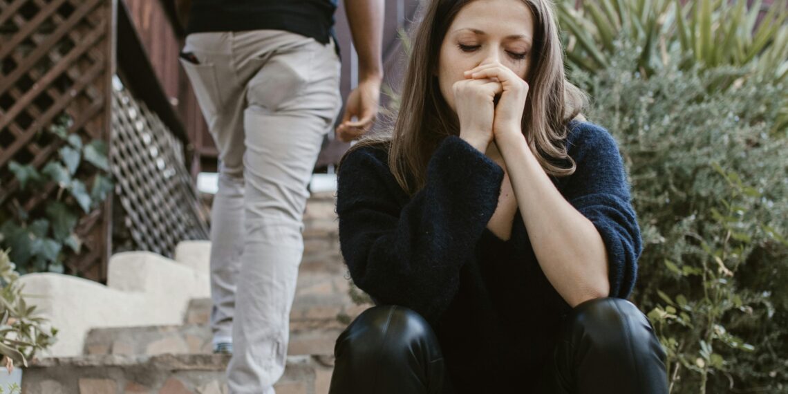 Bir Köpeklik Mesafe / Özge Paksoy