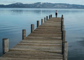 Sen,Ben,Onlar / Asya Akın