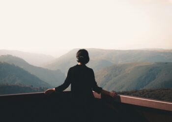 Yarım Asırlık Bekleyiş /  Sultan Gizem KOÇAK