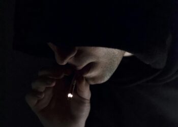 Evhamlı Gece / Cemhan Gözüaçık