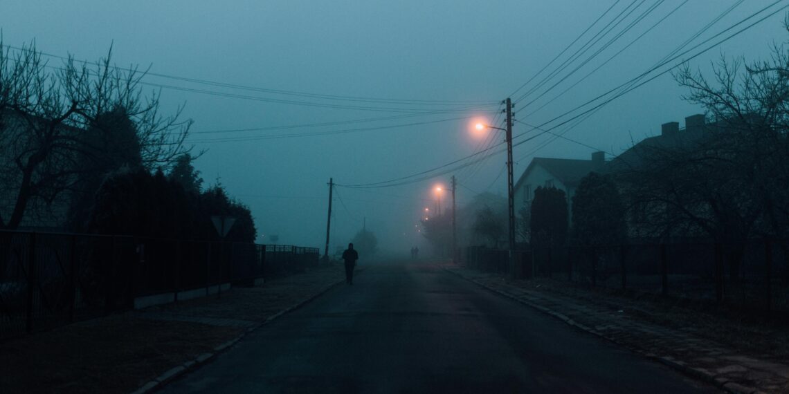 Bir Çocuk Ölür İçimde / Gurbet Acar