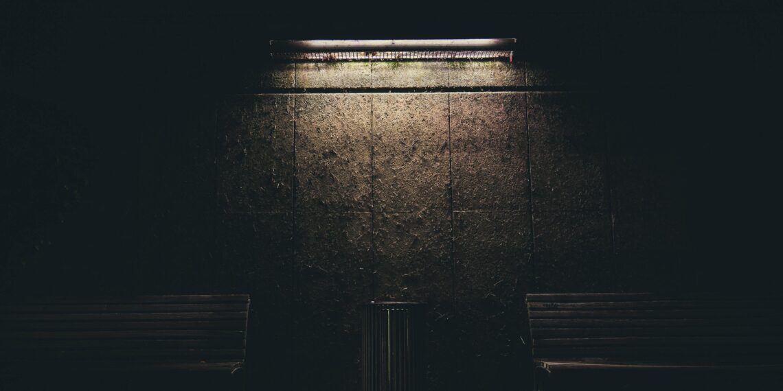 Ben de Bir İnsanım / Zümrüd-ü Sabah