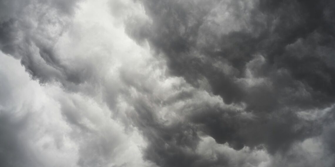 Yalnız / İnci Beyza Altansoy