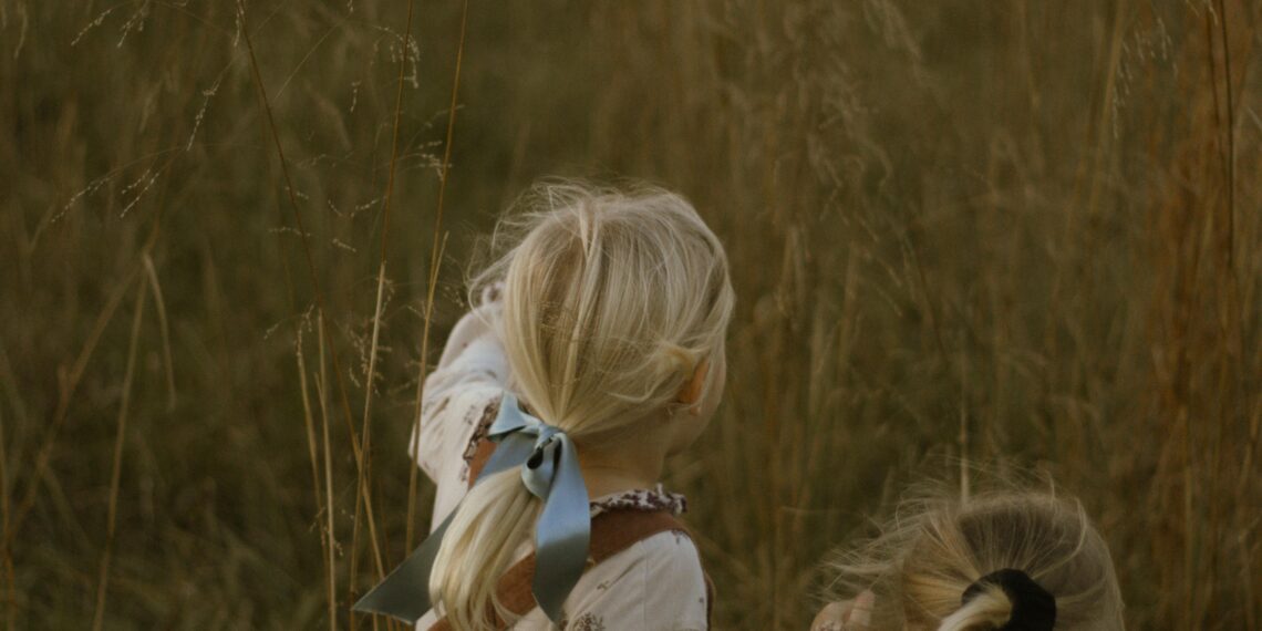 Çocukluğum / Miyase Ören