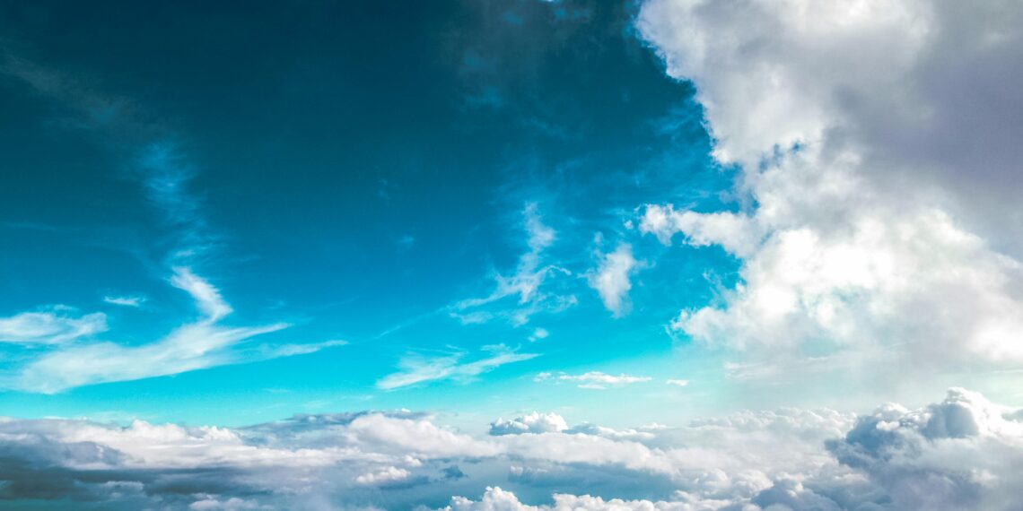 Gökyüzü Dikimevi / Serra Gök