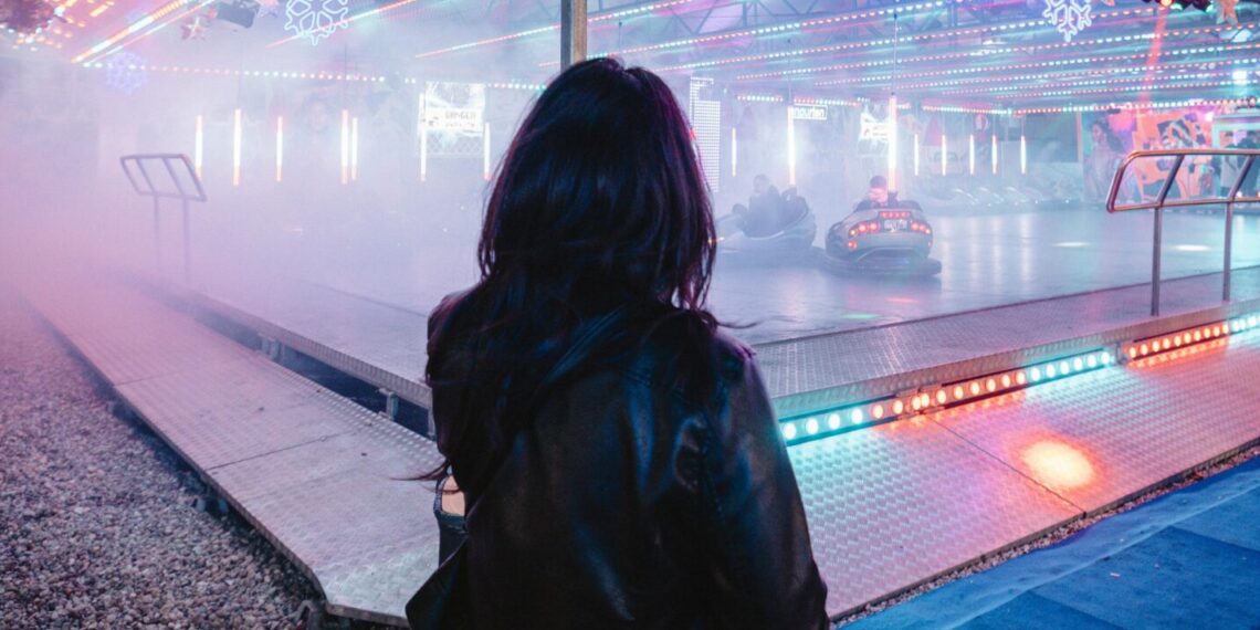 Sensizliğin Kırık Amentüsü / Zümrüd-ü Sabah