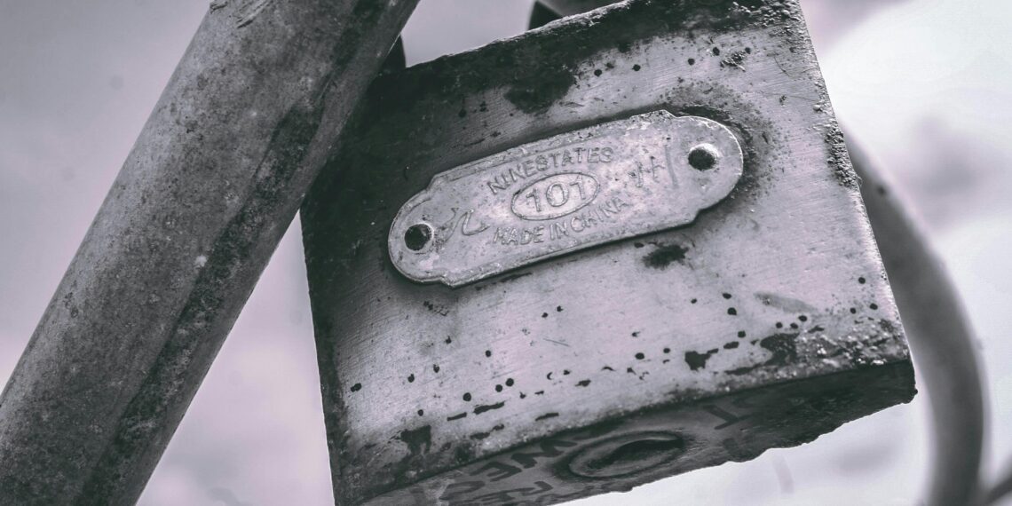 Söyleyemem / A.Şina