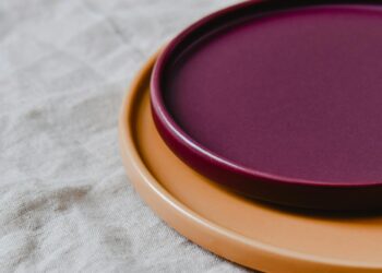 Mor Tabak / Hülya Perin Meriç