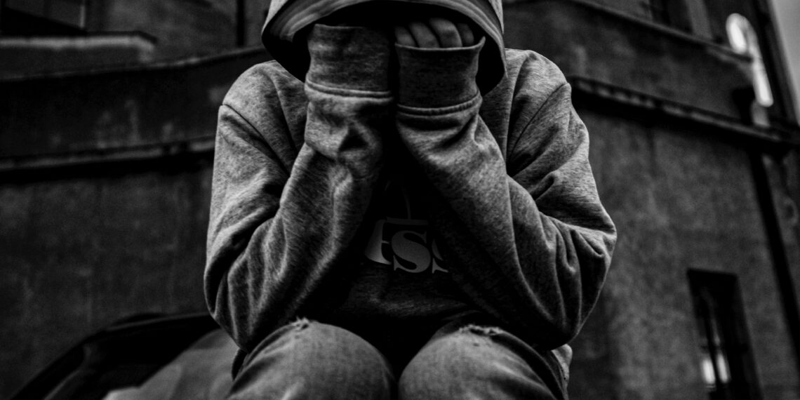 Ben İsimsiz Bir Çocuğum / Rojin Aktaş