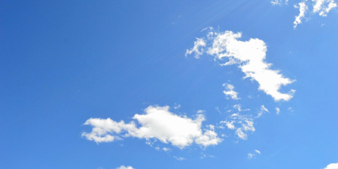 Gökyüzünde Yürüyorum / Sevgi Erol