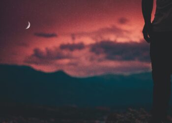 Gece Sakla Beni de / Senem Seven