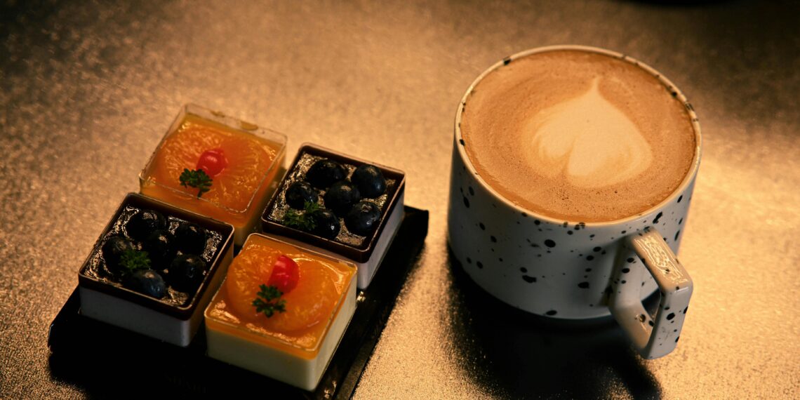 Kahveden Önce / Semra Üstün