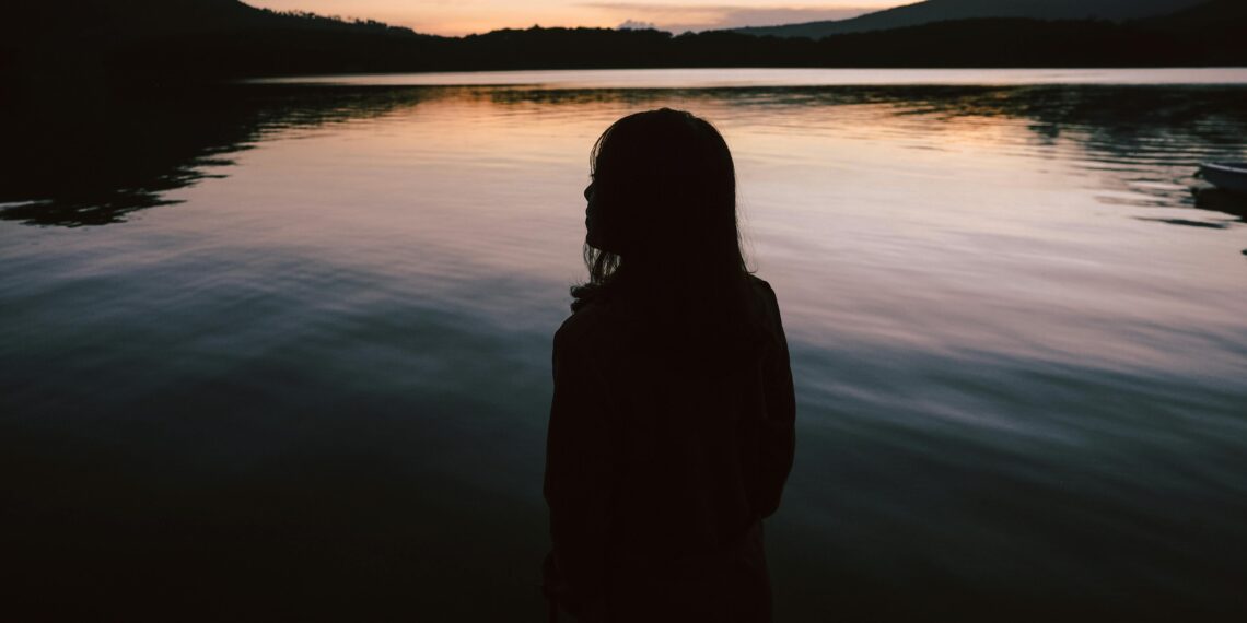 İnsanım Ben / Aleyna Uçal