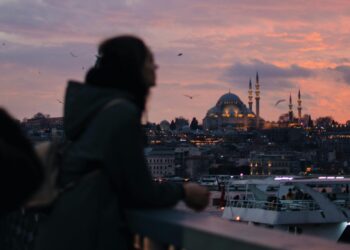 Neden / Dilara Pınar Arıç