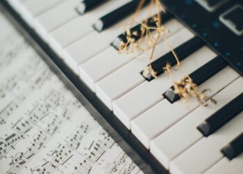 İTİRAF EDEMEDİĞİNİ