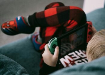 Z KUŞAĞI / RAMAZAN ÖZER