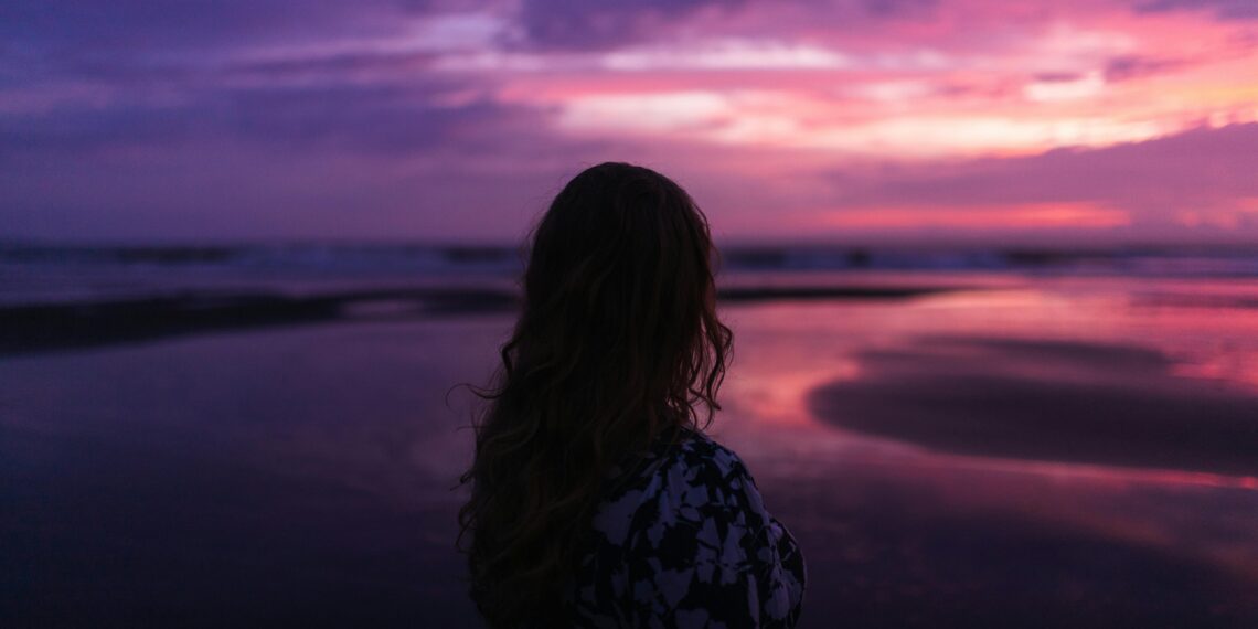 DÜŞLERİN GÖĞÜ / ERKAN EREN